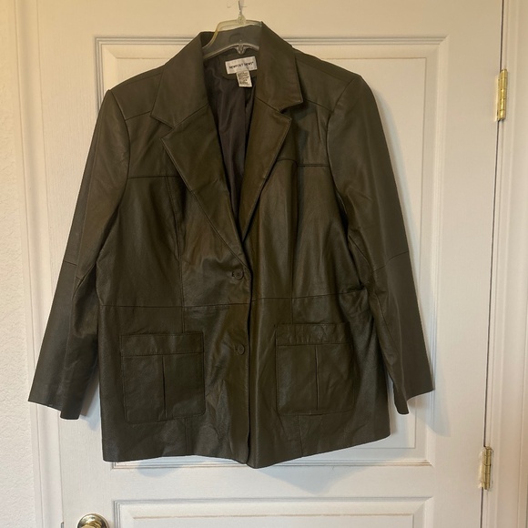 Olive/army green women leather blazer - Picture 1 of 3